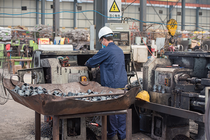 阿里网架锥头车间